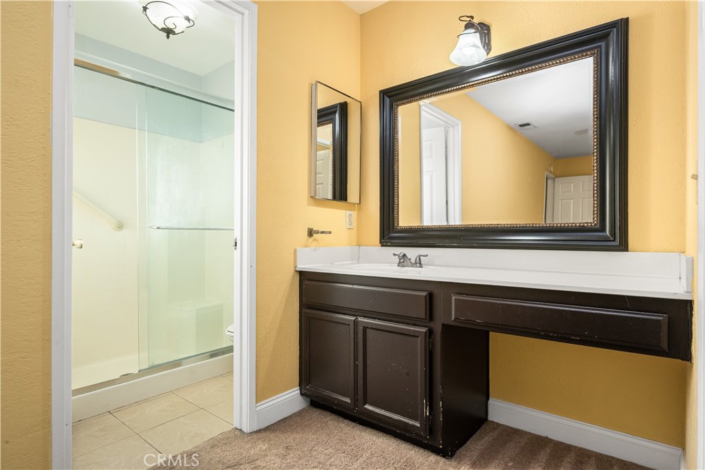 1062 Walnut Street C