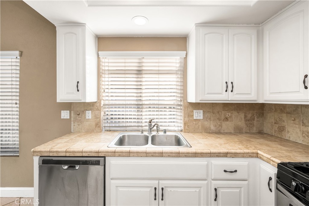 1062 Walnut Street C