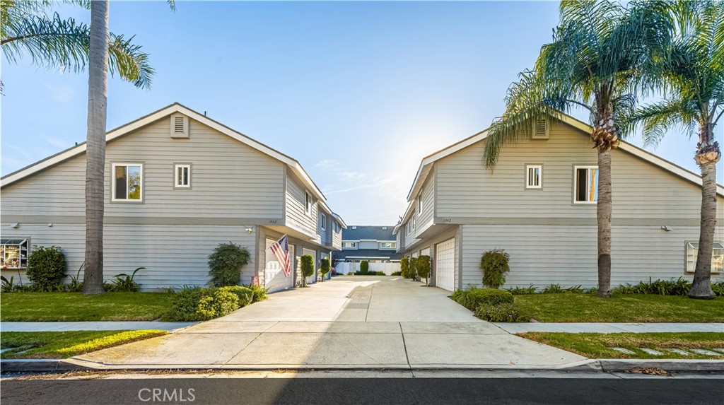 1062 Walnut Street C