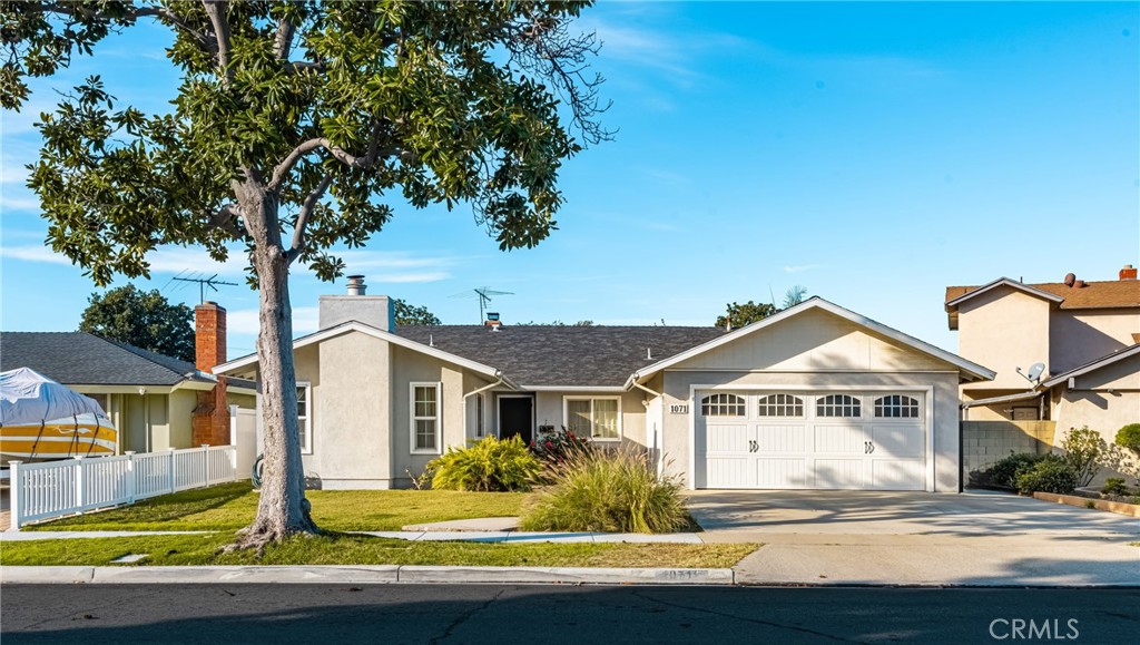 1071 S Avocado Way