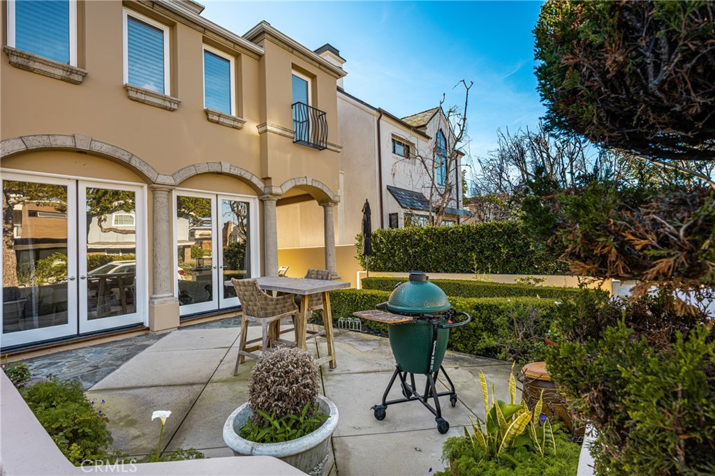 602 Larkspur Avenue A