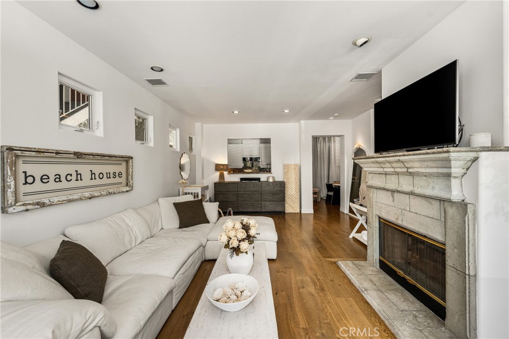 602 Larkspur Avenue A