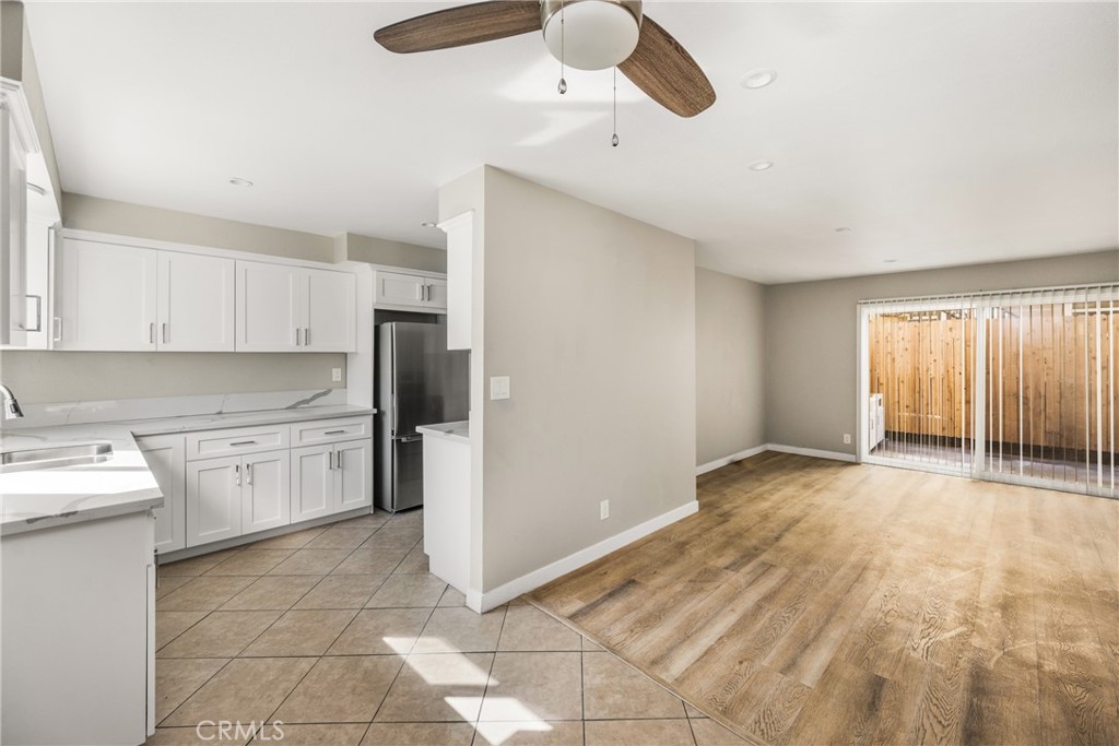 121 S Illinois Street 2