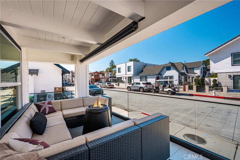 306 Alvarado