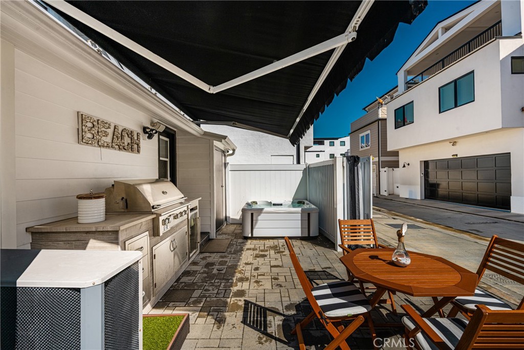 306 Alvarado