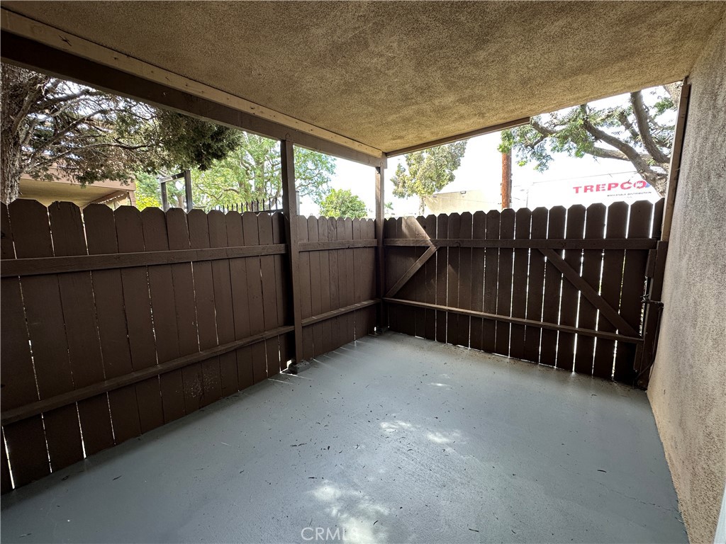 440 W Orangewood C