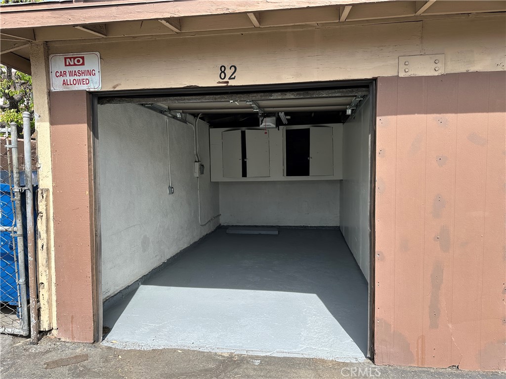 440 W Orangewood C