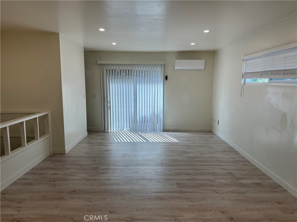 440 W Orangewood C