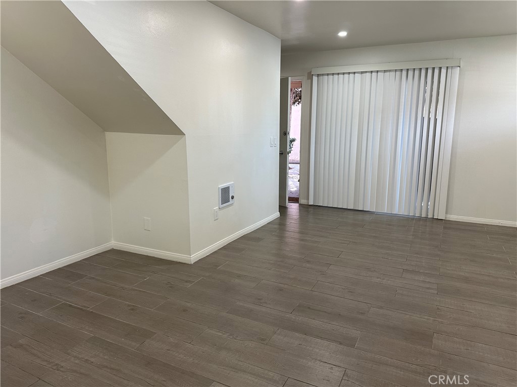 440 W Orangewood C