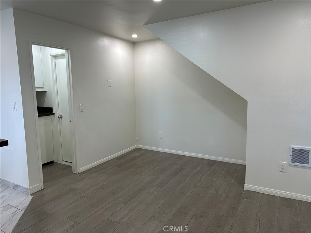 440 W Orangewood C