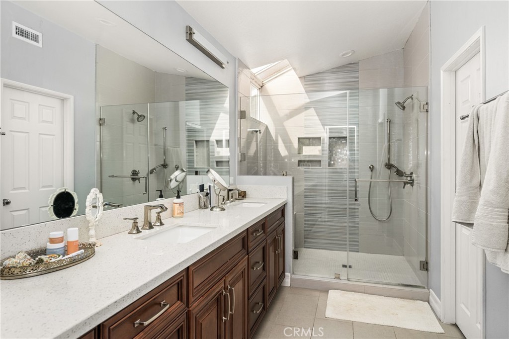 8346 E Quiet Canyon Court