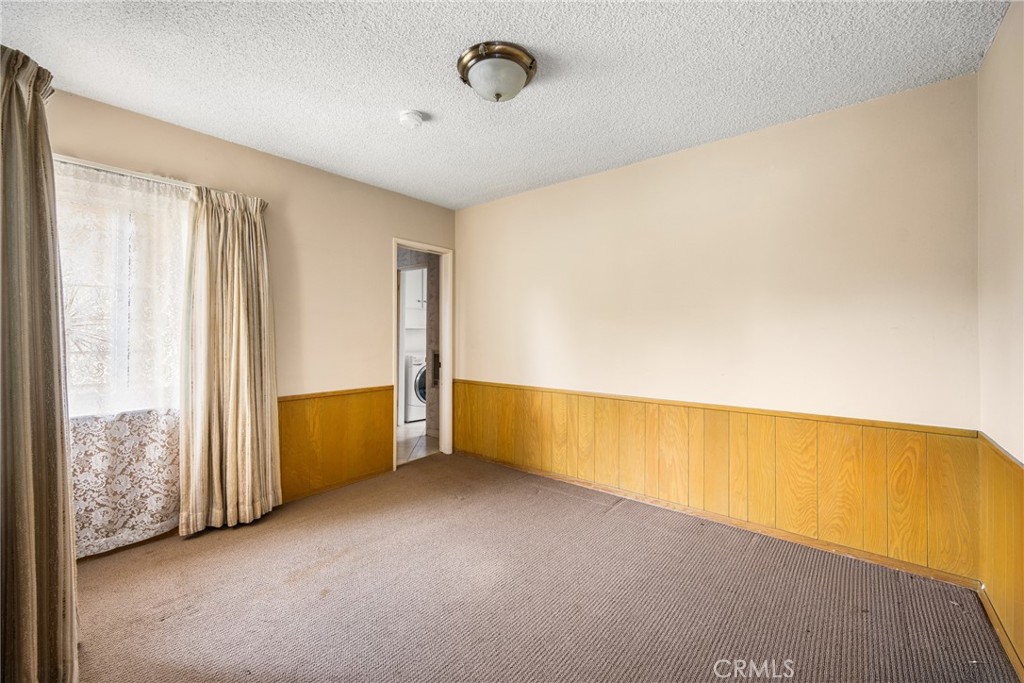 1830 W Chalet Avenue