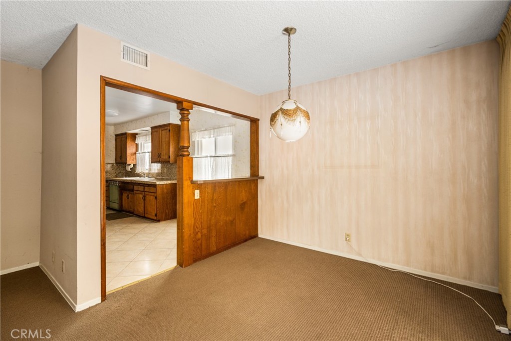 1830 W Chalet Avenue