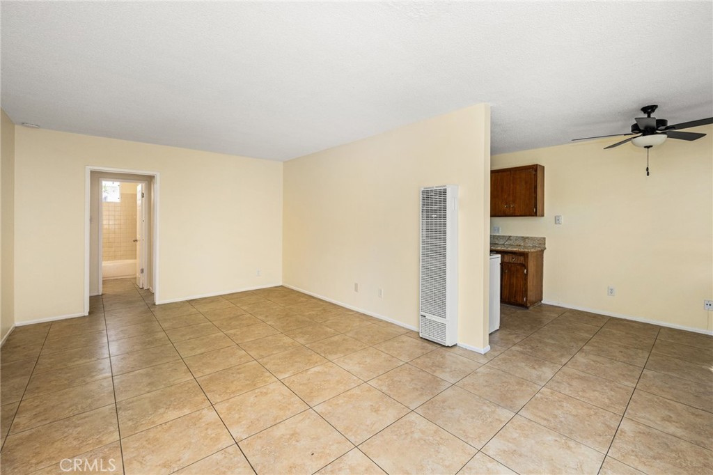 1256 N Placentia