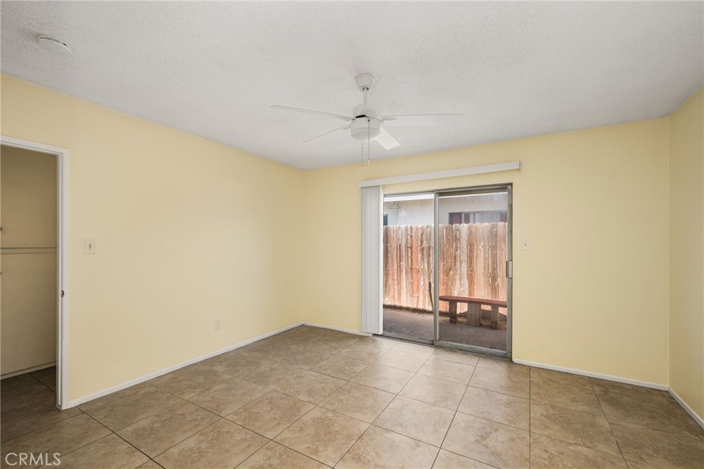 1256 N Placentia