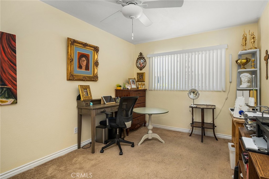 1256 N Placentia