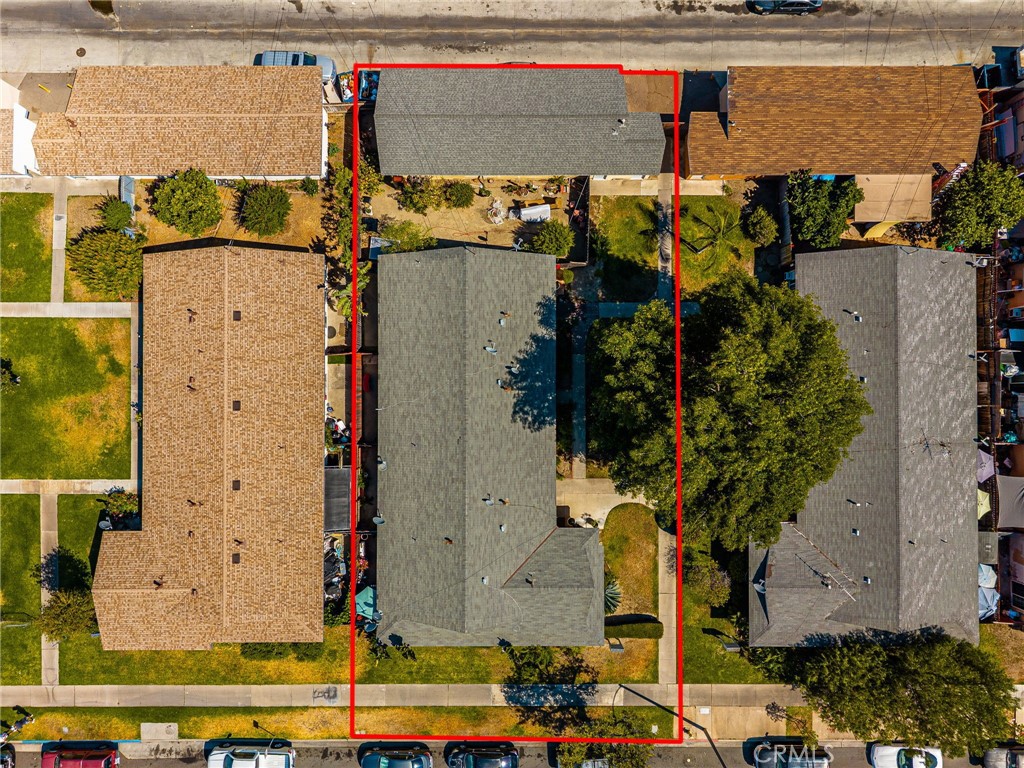 1256 N Placentia