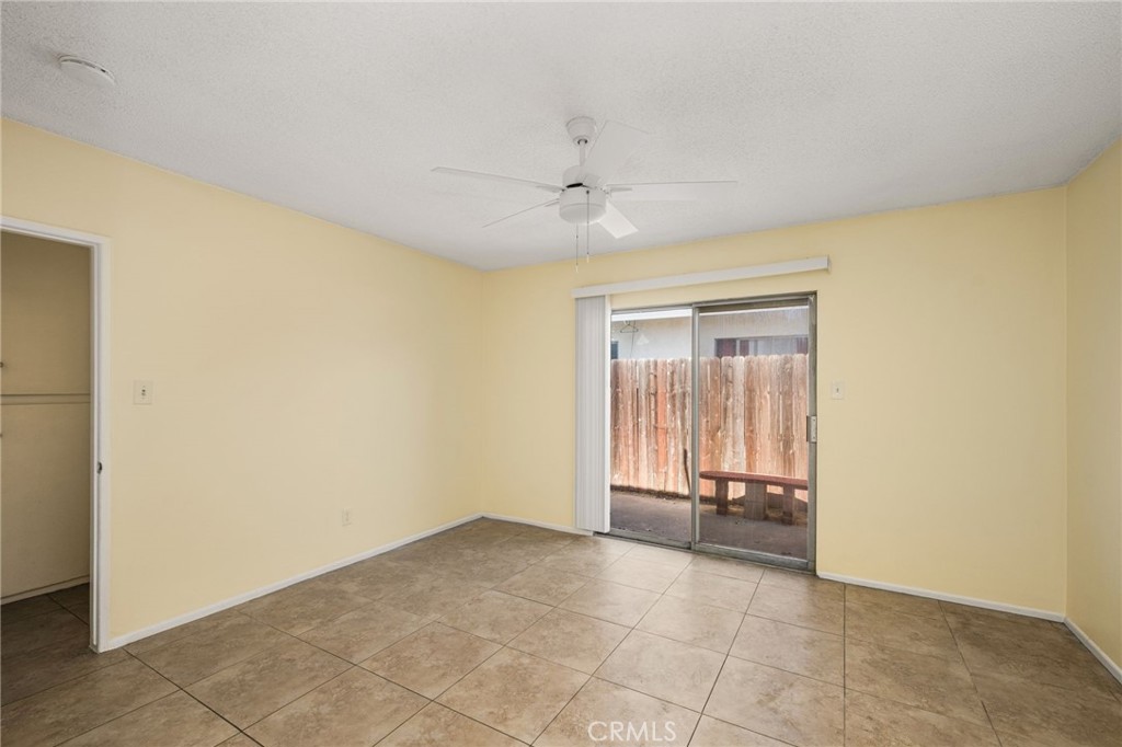 1256 N Placentia