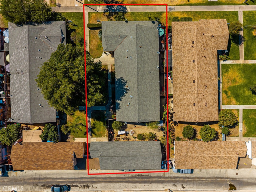 1256 N Placentia