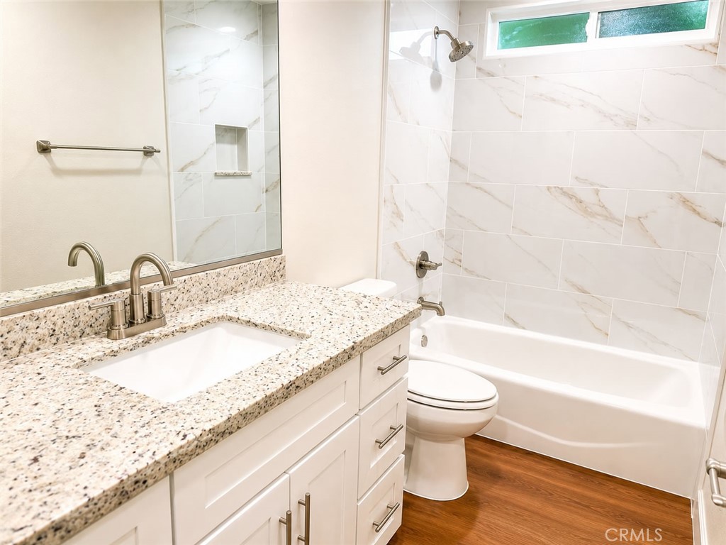 11987 Pomering Road