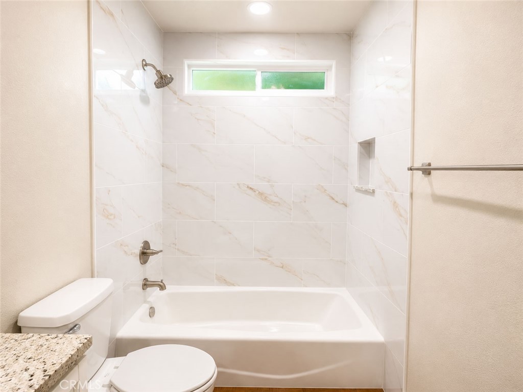 11987 Pomering Road
