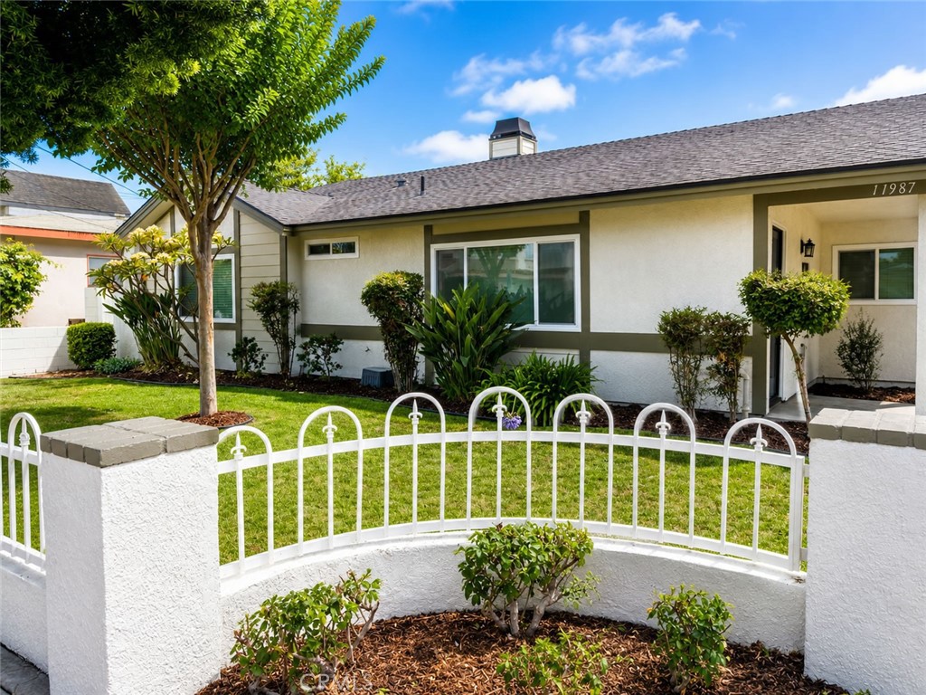 11987 Pomering Road