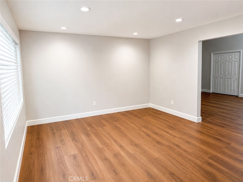 11987 Pomering Road