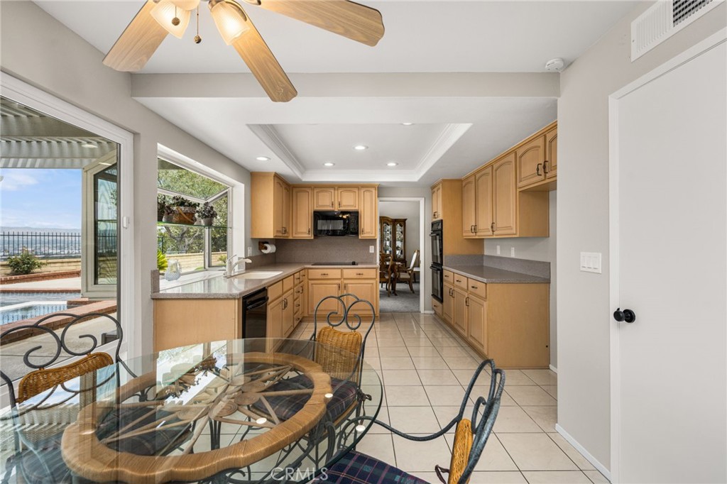 4431 E Olive Branch