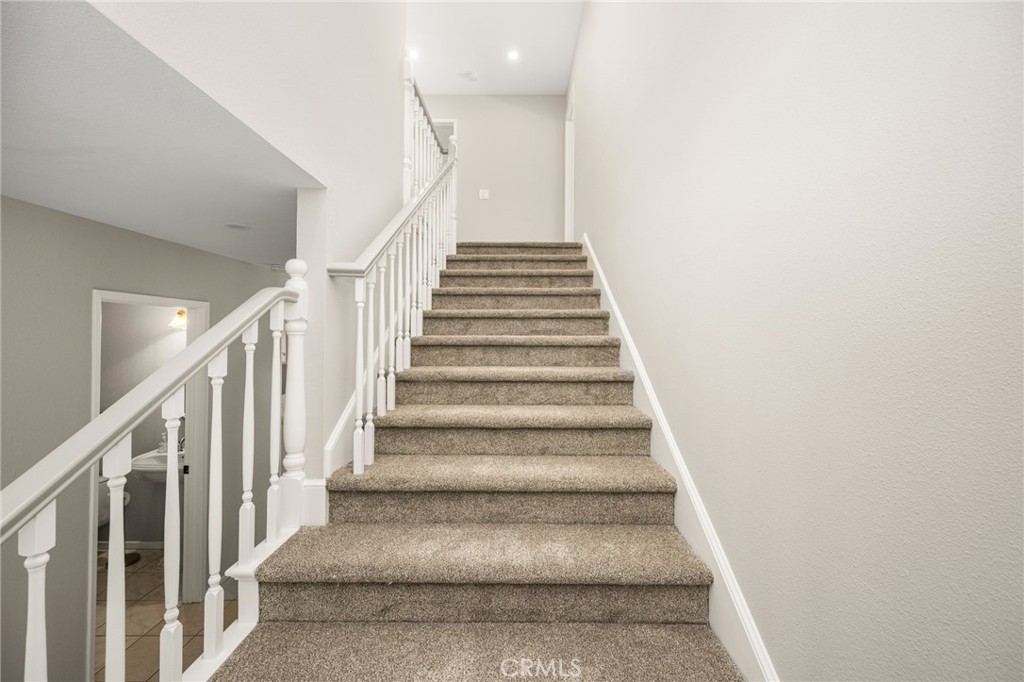 4431 E Olive Branch