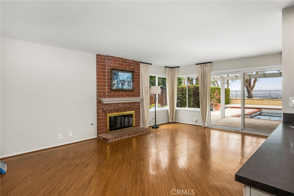 4431 E Olive Branch
