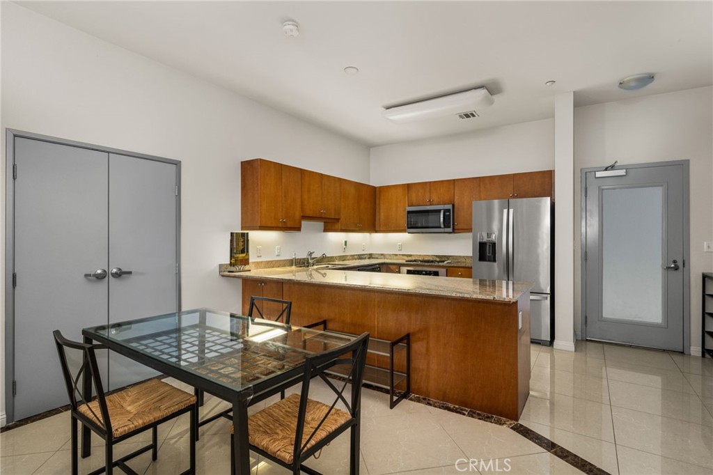 435 W Center Street Promenade 226