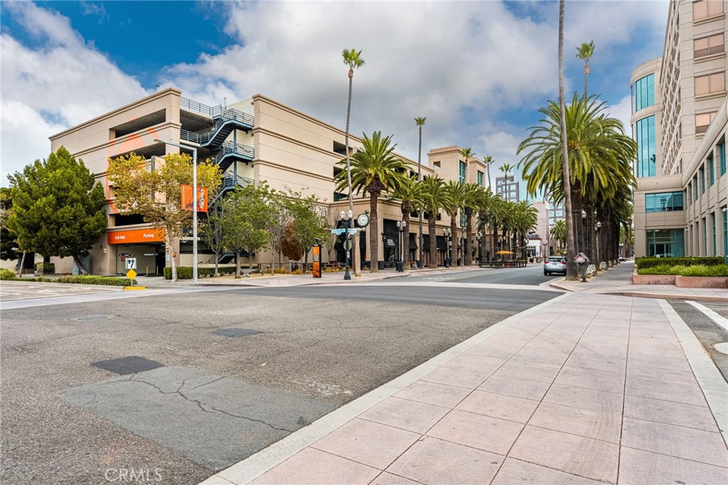 435 W Center Street Promenade 226