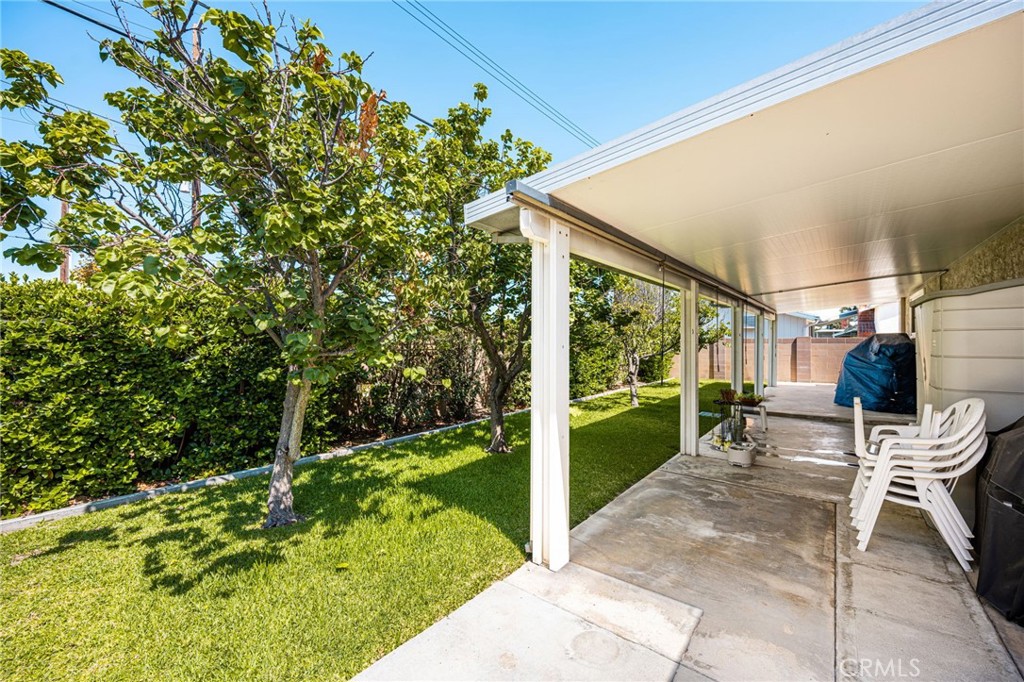 819 S Hastings