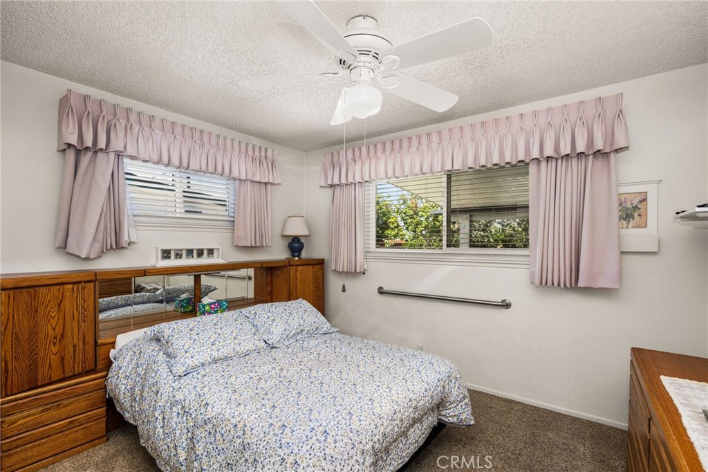 819 S Hastings