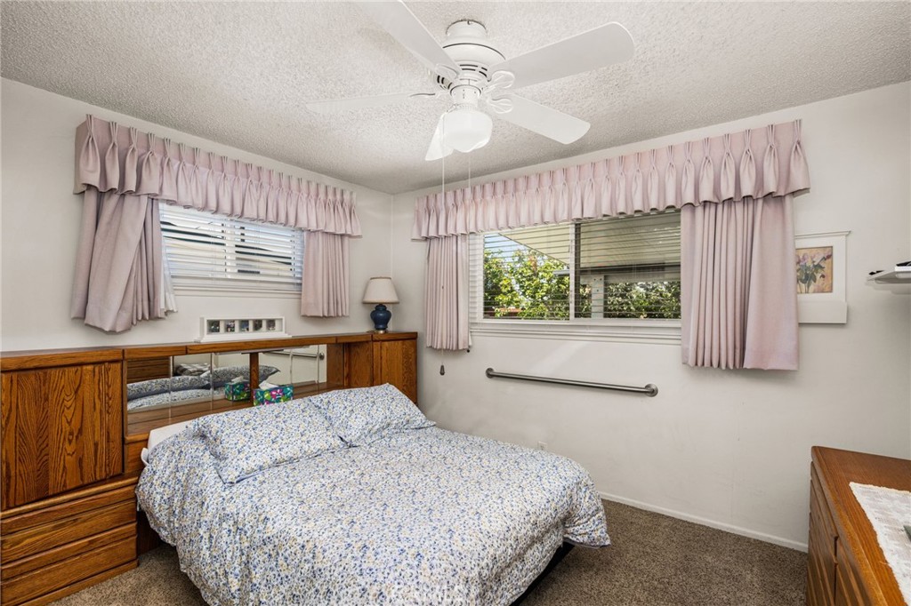 819 S Hastings