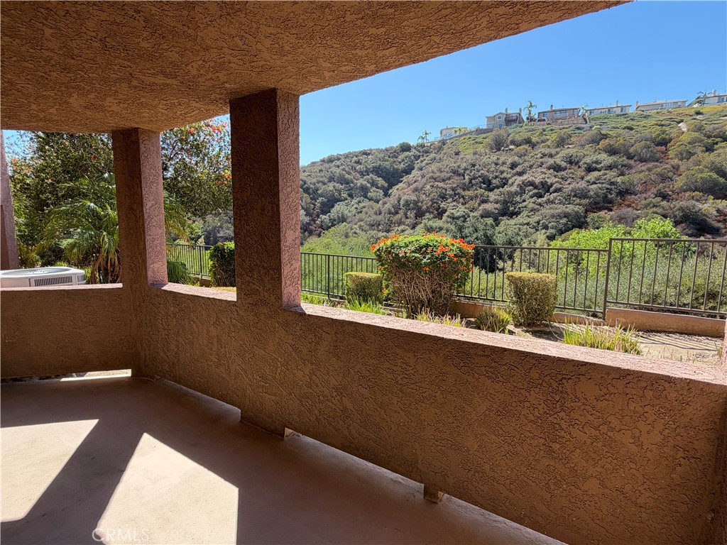 2400 San Gabriel 106