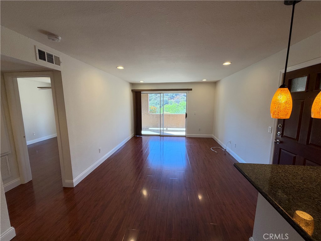 2400 San Gabriel 106