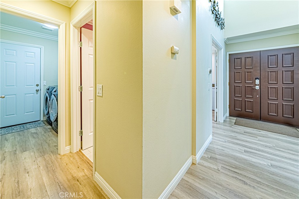 642 Colonial Circle