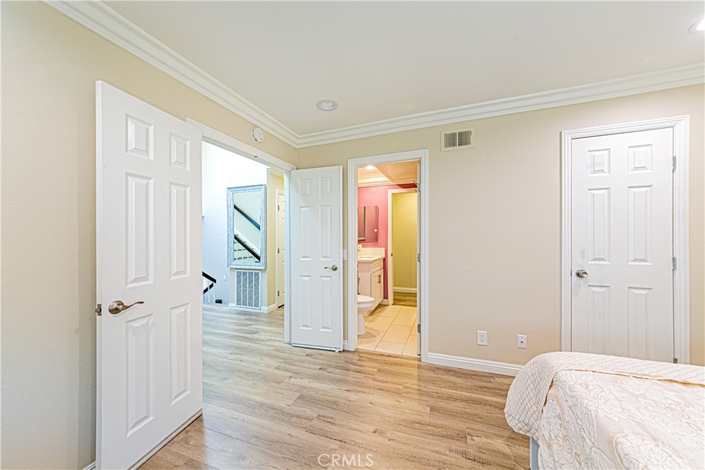 642 Colonial Circle