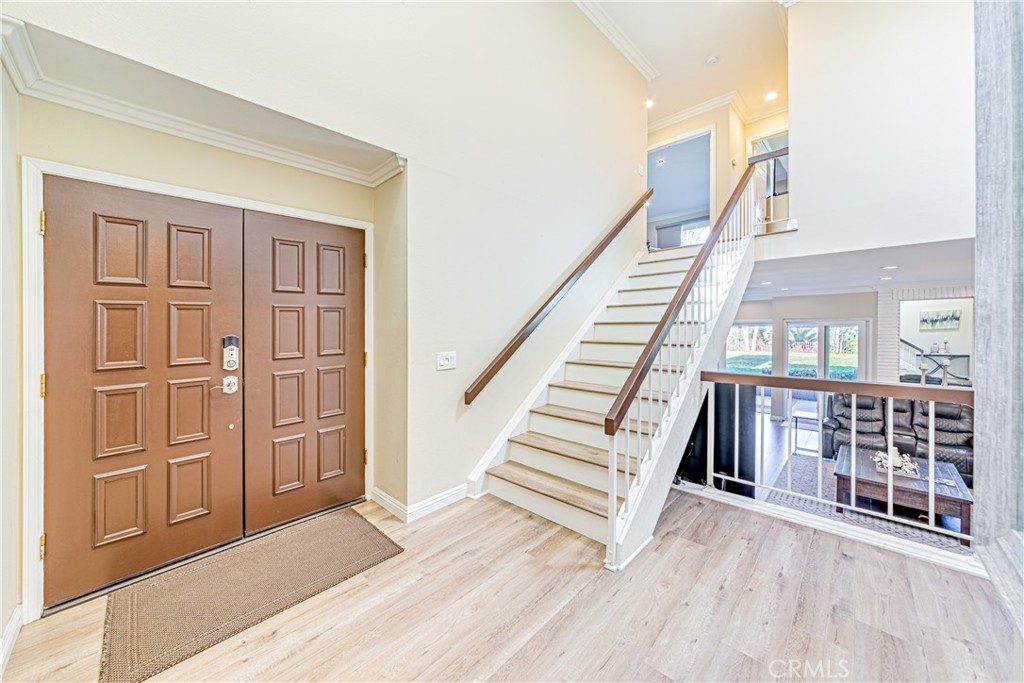642 Colonial Circle