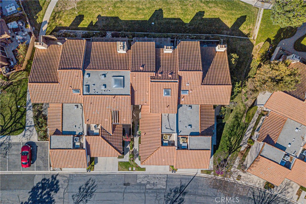 642 Colonial Circle