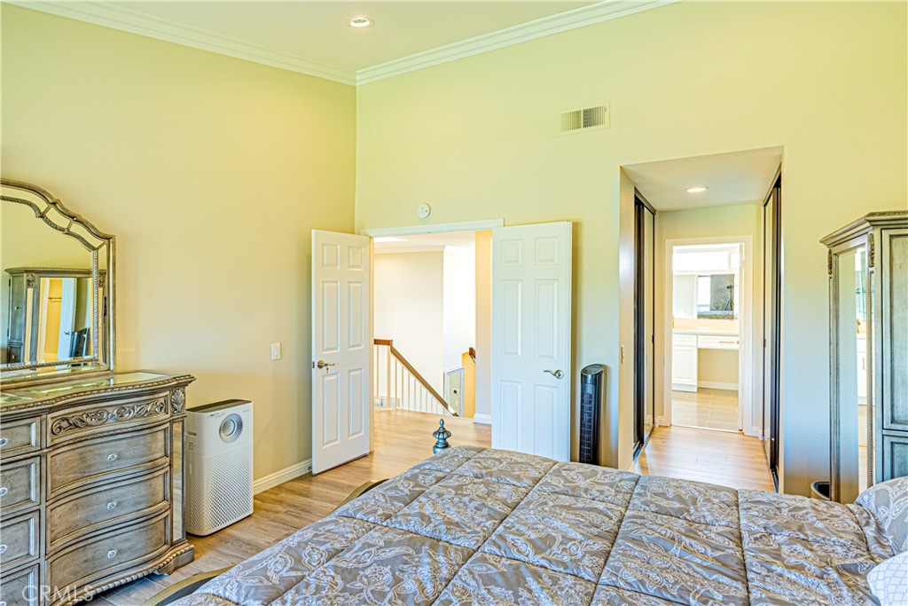 642 Colonial Circle