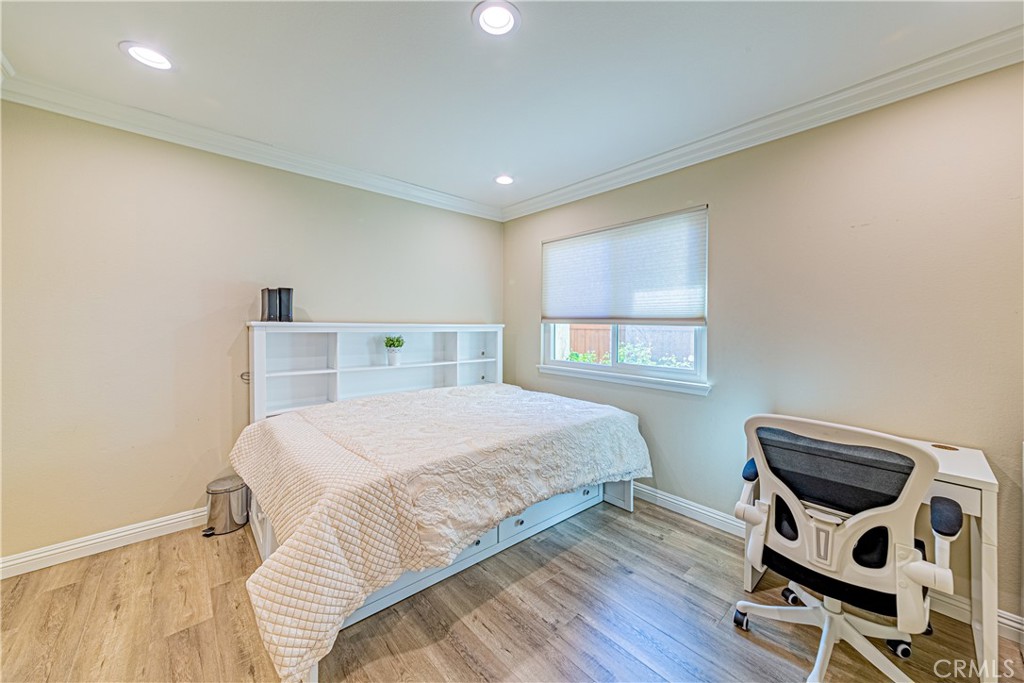 642 Colonial Circle