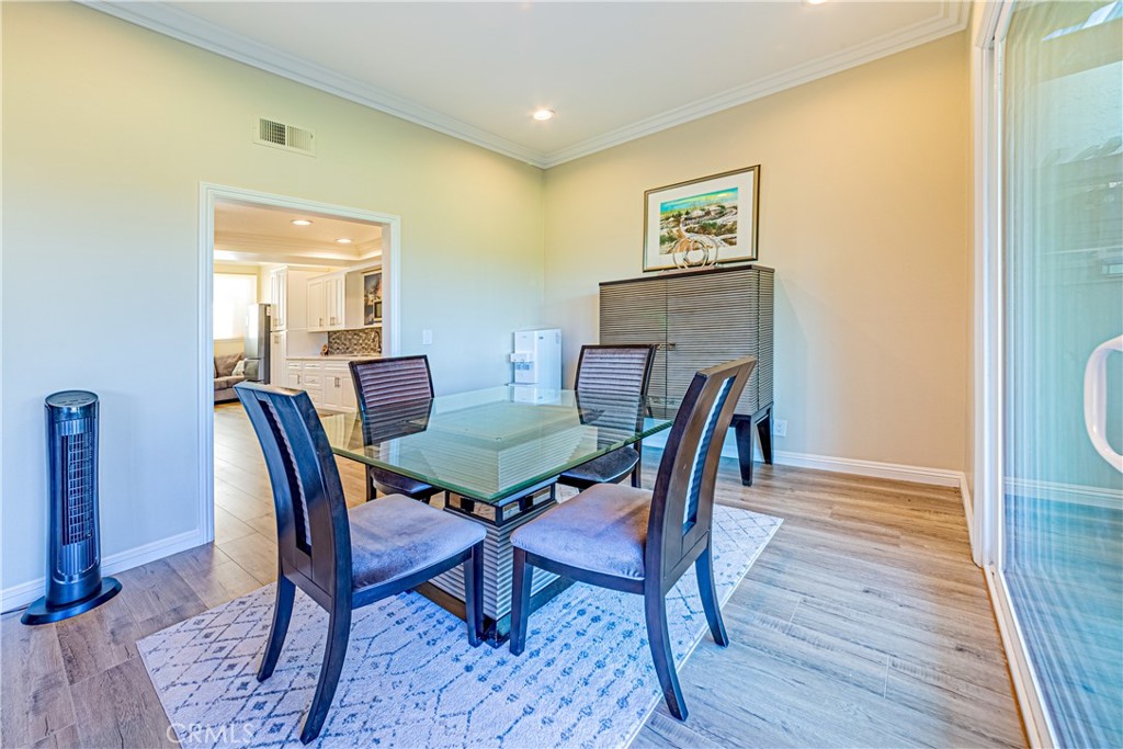 642 Colonial Circle