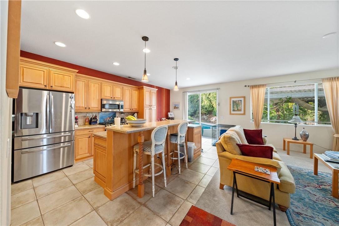 15080 Knollwood Street