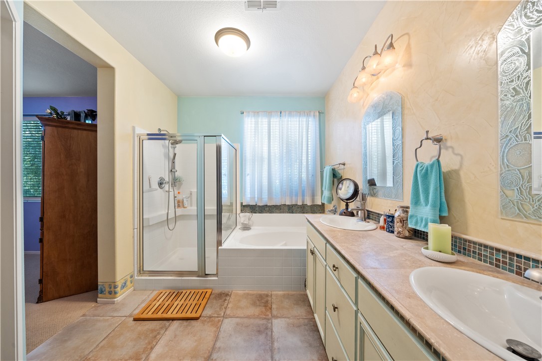 15080 Knollwood Street