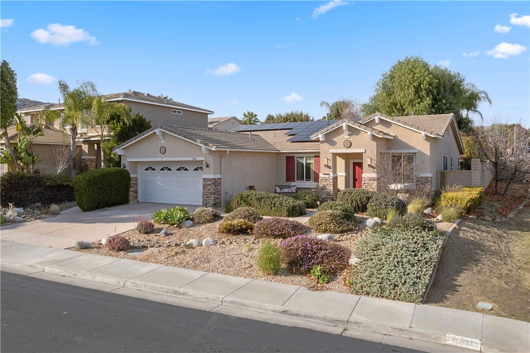 15080 Knollwood Street