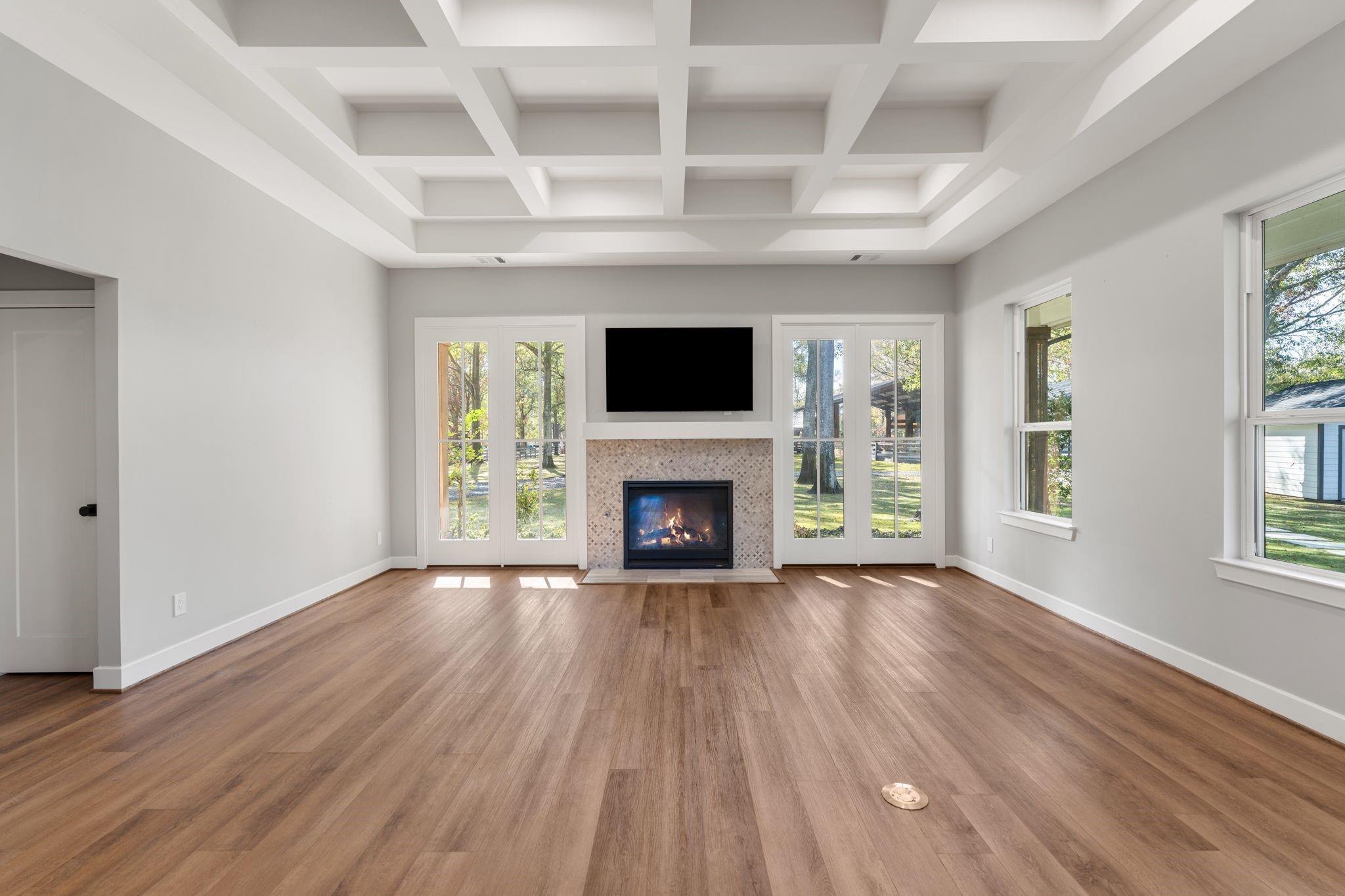 3113 N Saddlebrook Lane