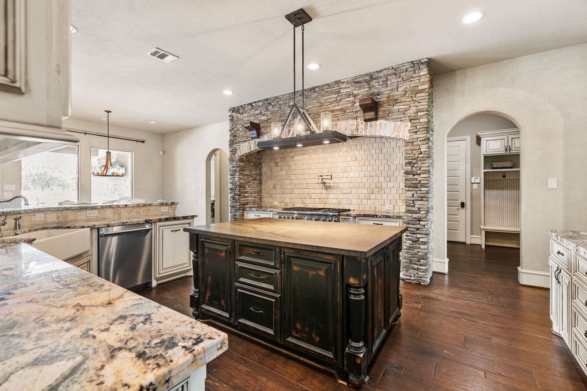 1430 Winding Canyon Court