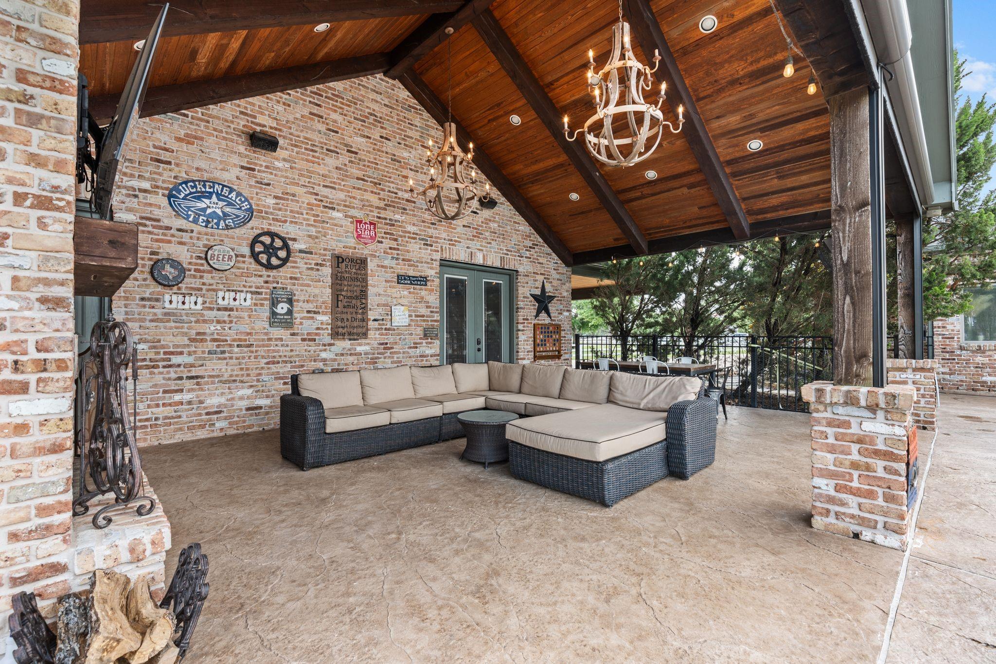 1430 Winding Canyon Court